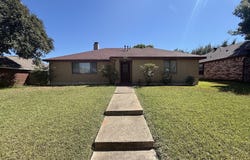 3502 Lilac Lane, Rowlett, TX 75089