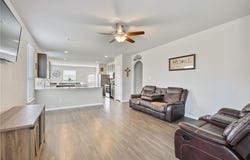 4706 Los Pines Way, Bryan, TX 77807