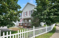 38 Middle Road, Milton, VT 05468