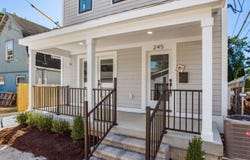 245 E Redbud Alley, Columbus, OH 43206