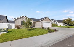 2448 Raven Ave, Burley, ID 83318