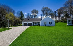 9 Coach Lane, Sandwich, MA 02563