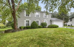 408 Creighton Lane, Schaumburg, IL 60193