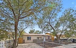 2804 E 14th St, Pueblo, CO 81001