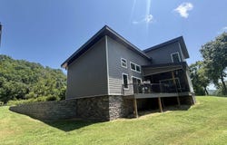22 Sculpin Lane, Cotter, AR 72626