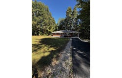 518 S Gobbler Knob Road, Pekin, IN 47165