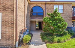 1001 Wellington Place, Aberdeen, NJ 07747