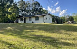 116 RANDALL CIRCLE, CLANTON, AL 35045