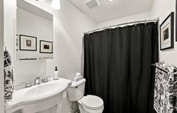2405 Woodhaven Lane SW, Lee's Summit, MO 64082