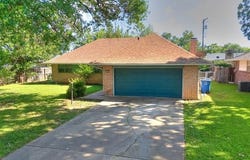 9260 E 32nd Place, Tulsa, OK 74145