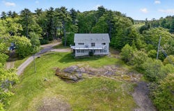 1 Echo Lake Rd, Bootbay Harbor, ME 04538
