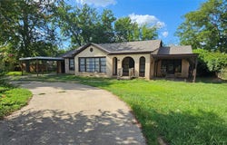 401 E Pine Street, Edgewood, TX 75117