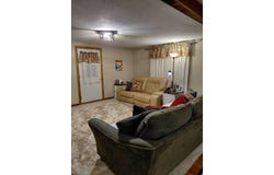 106 E 6th Street, IA 50228