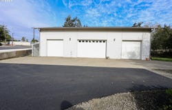 565 LINDY Ln, CoosBay, OR 97420