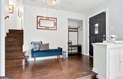 6 SHARPLESS LN, MEDIA, PA 19063