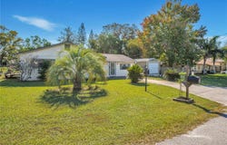 11 ASTER Drive, DEBARY, FL 32713