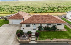 362 SE ELM St, PilotRock, OR 97868