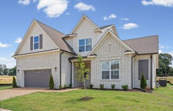 170 HAZEL CREST Dr E, Oakland, TN 38060