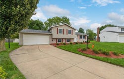 15646 Bittersweet Court, Strongsville, OH 44136