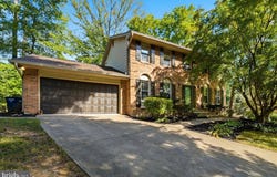 4706 PINECREST Court, DUMFRIES, VA 22025