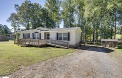 208 Black Road, Woodruff, SC 29388