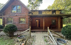 239 Hilliard Rd, Washington Twp, PA 16050