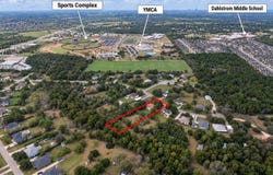 510 Maybrook Dr, Buda, TX 78610