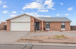 6407 Crow Road NE, Rio Rancho, NM 87144