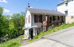 307 N 6th St, Clairton, PA 15025