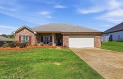 104 Carriage Lane, Florence, MS 39073