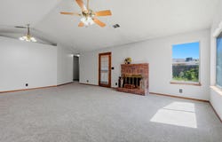 927 Elderwood Lane, Lemoore, CA 93245