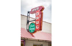 124 W Washington Avenue, Ava, MO 65608