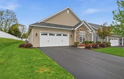 401 Northview Dr, Harmony, PA 16037