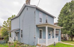 524 8th St, Irwin, PA 15642