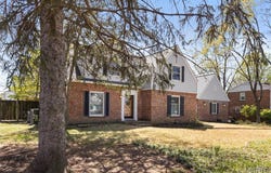 9244 Old Bonhomme Road, Olivette, MO 63132