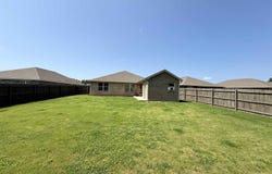 1123 SW Colonial Dr, Cullman, AL 35055