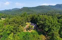 289 Bethabara Road, Hayesville, NC 28904