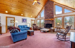 3320 Tonto Drive, Overgaard, AZ 85933