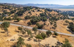 Alameda Place, Tehachapi, CA 93561
