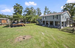 32027 Pats Ln, Springfield, LA 70462