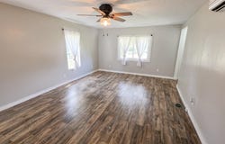 7661 E Scott Street, Dugger, IN 47848-8018
