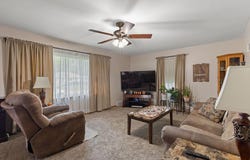 918 Becton St, Columbus, NE 68601