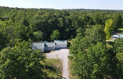 464 N Main Street, Salem, AR 72576