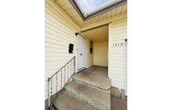 1713 E Ash Ave, Enid, OK 73701