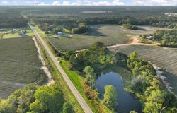 1042 WOODMEN RD, Moultrie, GA 31768