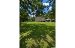 366 OAKNOLL DR, Huffman, TX 77336