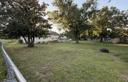 207 Broadway Street, Alton, MO 65606