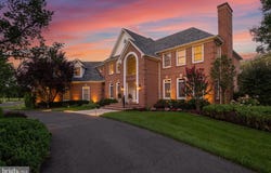 700 BRANDYWINE Drive, MOORESTOWN, NJ 08057
