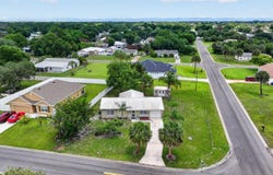 2296 18TH AVE SW, VERO BEACH, FL 32962