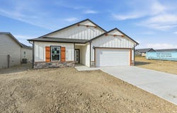 3560 E Bearsden St, Derby, KS 67037-7821